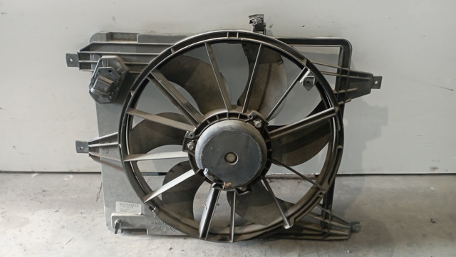 Wentylator elektryczny układu chłodzenia kompletny (silnik+wirnik) 8200702959 RENAULT