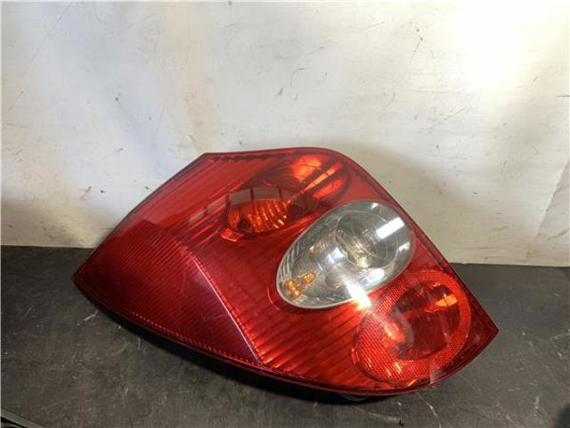 Lampa zespolona tylna lewa 8200703487 RENAULT