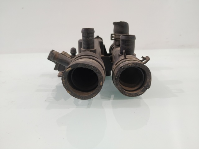 Obudowa termostatu 8200709149 RENAULT
