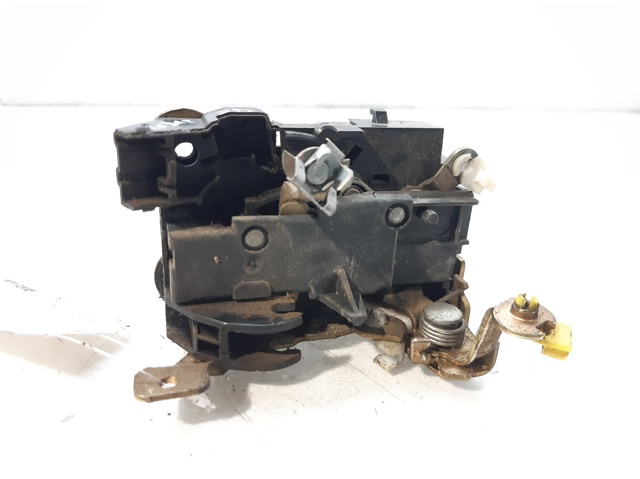 Zamek drzwi Nissan Kubistar