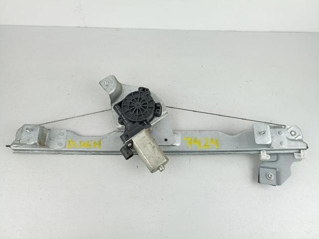 Mechanizm podnoszenia szyby drzwi przednich prawych 8200733828 RENAULT