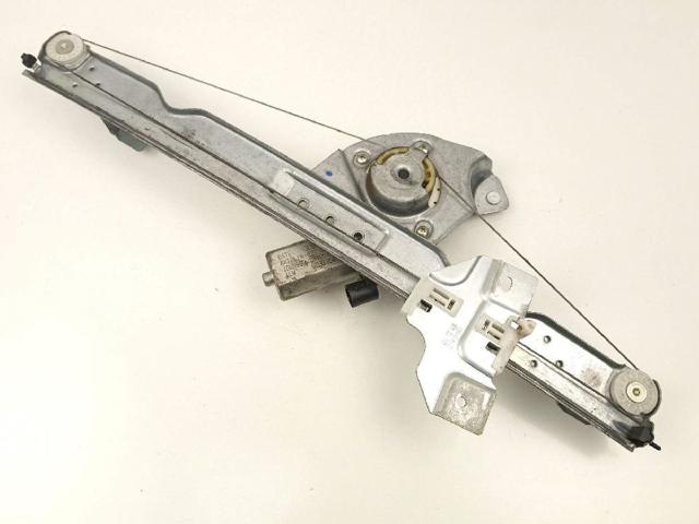 Mechanizm podnoszenia szyby drzwi przednich prawych 8200733828 RENAULT