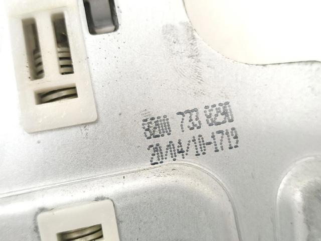 8200733829 Renault (RVI)