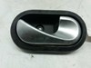 Klamka drzwi prawych przednia/tylna wewnętrzna 8200733847 RENAULT