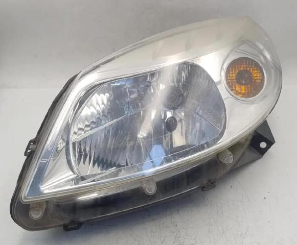 Reflektor lewy 8200733878 RENAULT