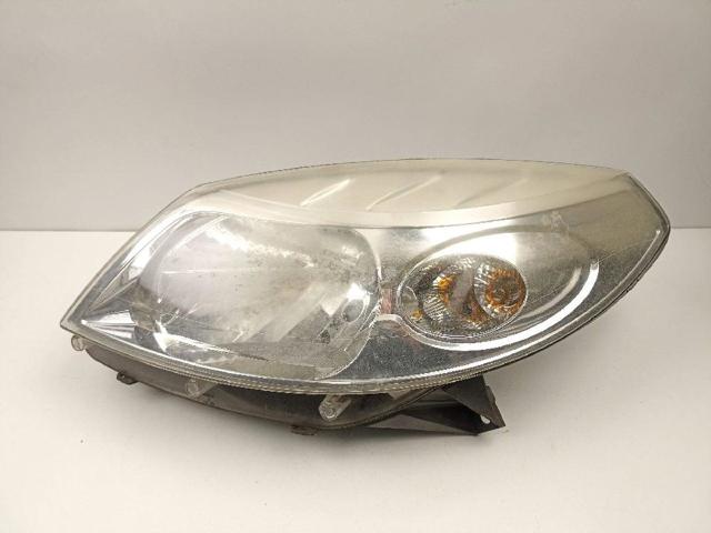 Reflektor lewy 8200733878 RENAULT