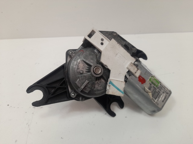 Silniczek wycieraczki tylnej szyby 8200734582 RENAULT