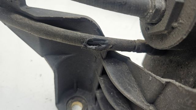 Sterownik elektromechanicznego hamulca postojowego (ręcznego) 8200734627 RENAULT