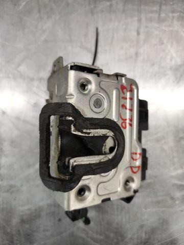 Zamek drzwi przednich prawych 8200735224 RENAULT