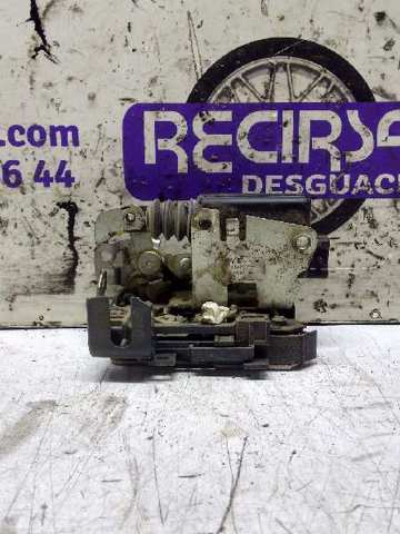 Zamek drzwi przednich prawych 8200735224 RENAULT