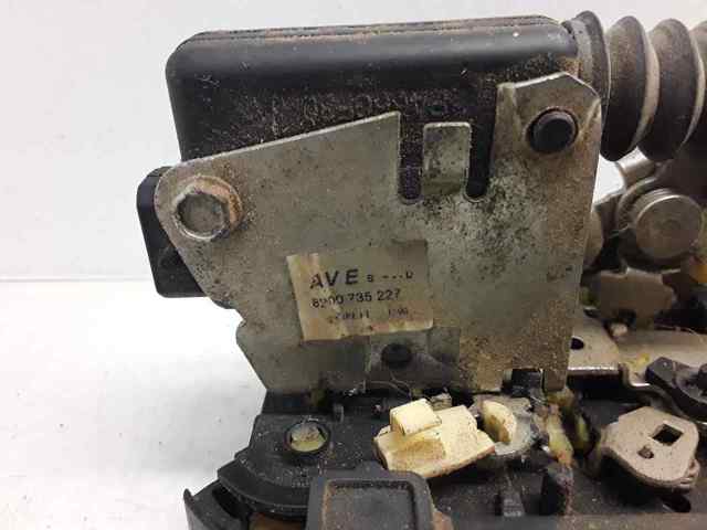 Zamek drzwi przednich lewych 8200735227 RENAULT