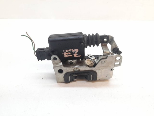 Zamek drzwi tylnych prawych 8200735246 RENAULT