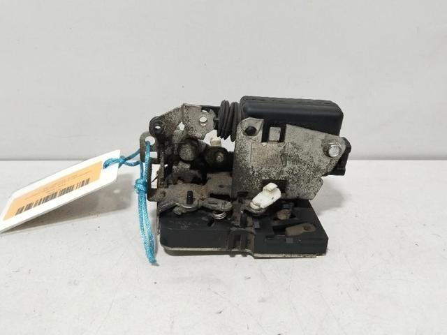 Zamek drzwi tylnych prawych 8200735246 RENAULT