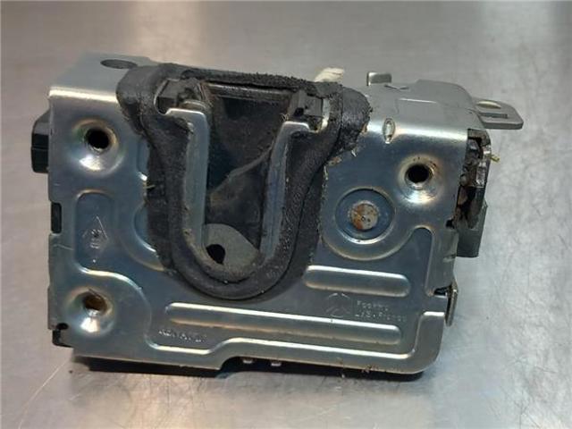 Zamek drzwi tylnych prawych 8200735246 RENAULT