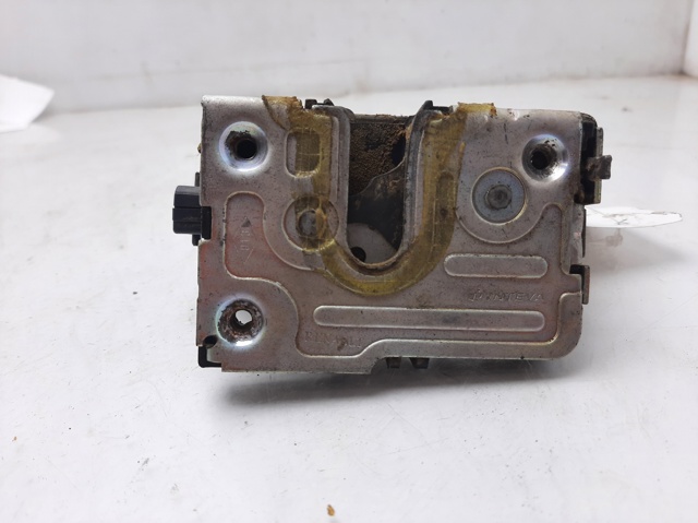 Zamek drzwi tylnych prawych 8200735246 RENAULT