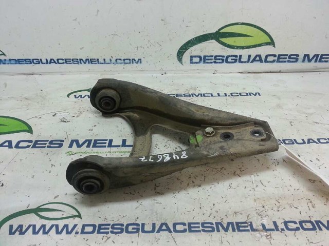 Wahacz zawieszenia przedniego dolny lewy 8200737112 RENAULT