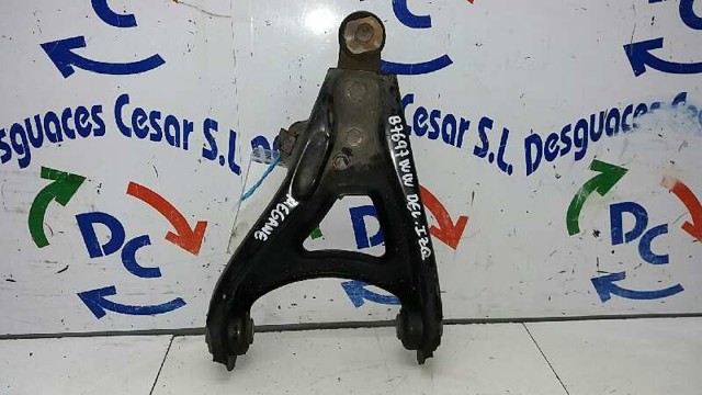 Wahacz zawieszenia przedniego dolny lewy 8200737134 RENAULT