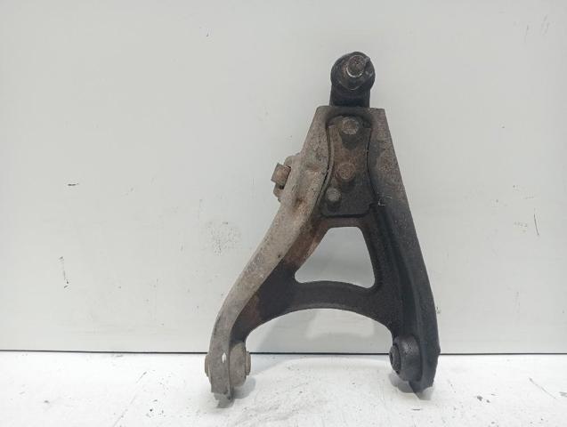 Wahacz zawieszenia przedniego dolny lewy 8200737134 RENAULT