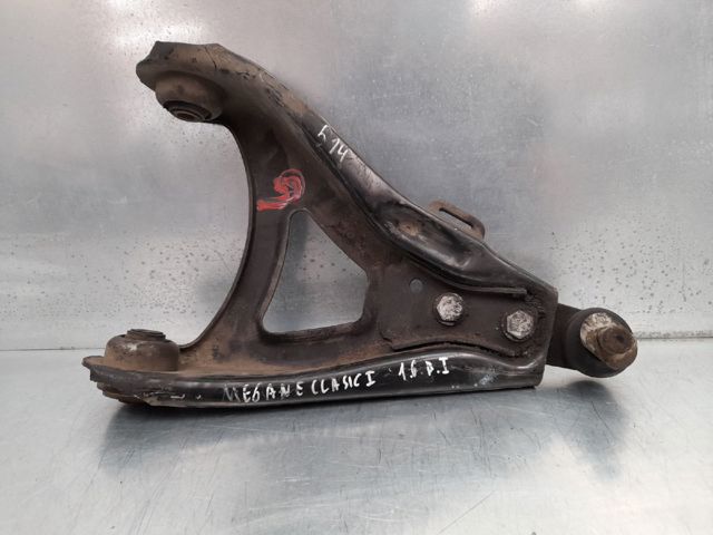 Wahacz zawieszenia przedniego dolny lewy 8200737134 RENAULT