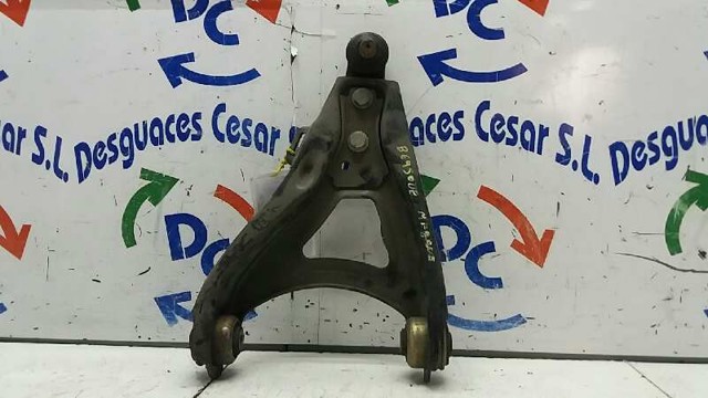 Wahacz zawieszenia przedniego dolny lewy 8200737134 RENAULT