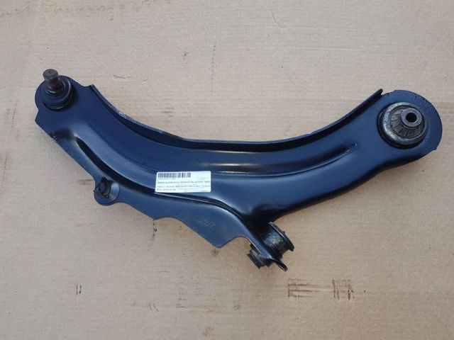 Wahacz zawieszenia przedniego dolny prawy 8200737135 RENAULT