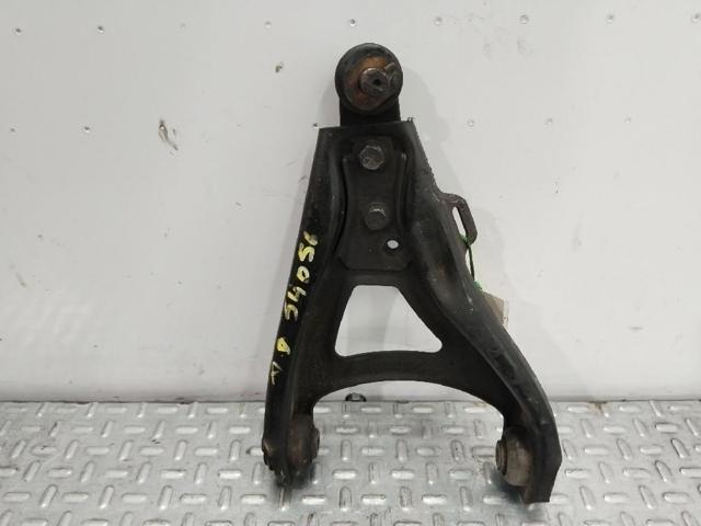 Wahacz zawieszenia przedniego dolny prawy 8200737135 RENAULT