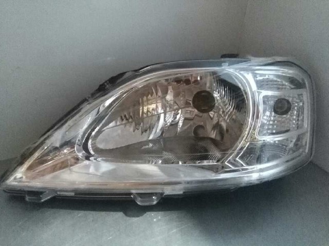 Reflektor lewy 8200744753 RENAULT