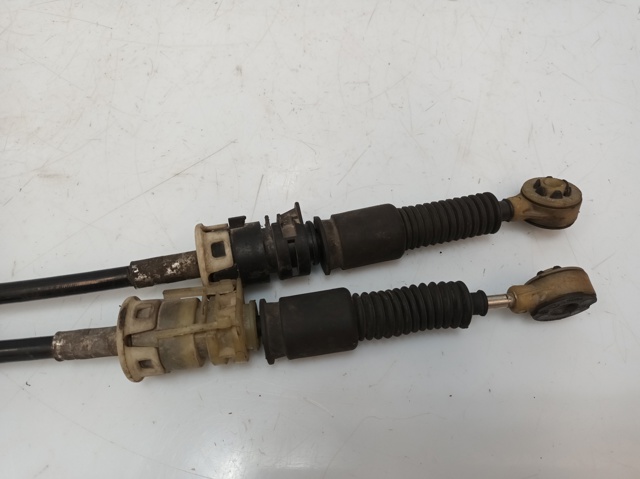 Mechanizm zmiany biegów (cięgno) 8200755868 RENAULT
