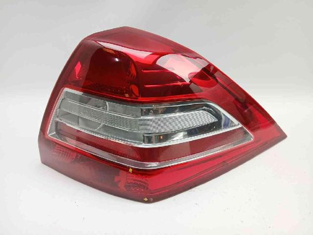 Lampa zespolona tylna lewa 8200757701 RENAULT