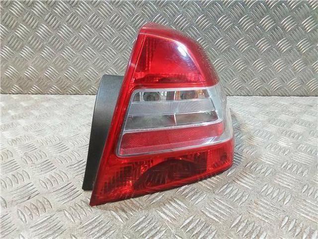 Lampa tylna Dacia Logan