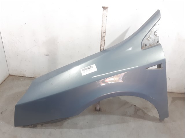 Błotnik przedni lewy 8200778969 RENAULT