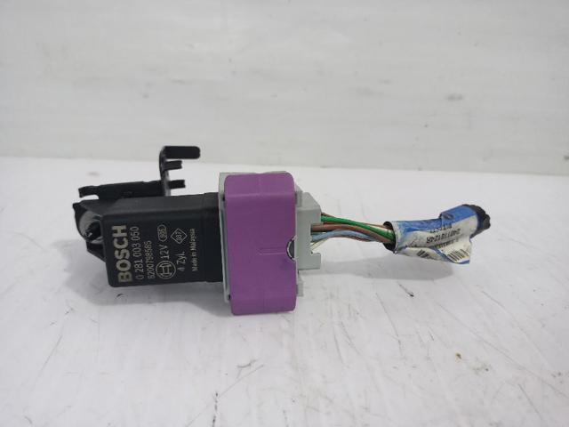 8200798585 Renault (RVI)