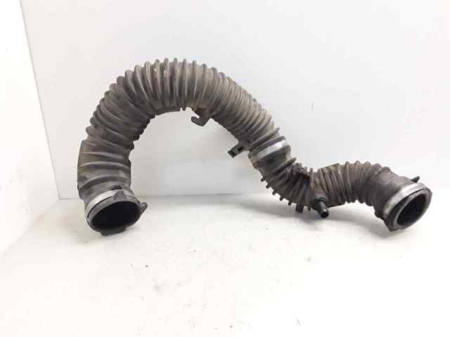 Króciec powietrza, wylot filtra powietrznego 8200806067 RENAULT
