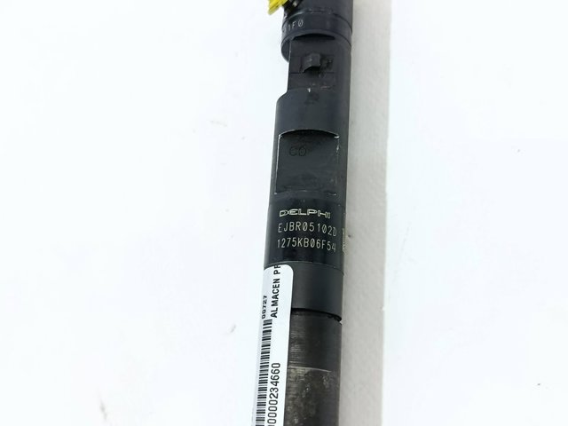 Wtryskiwacz paliwa 8200815416 NISSAN