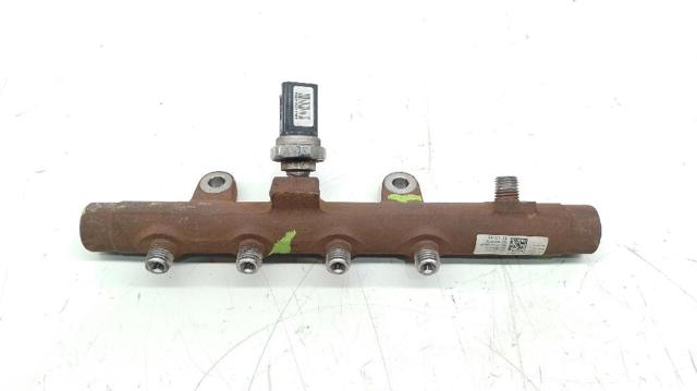 Rozdzielacz paliwa 8200815617 RENAULT