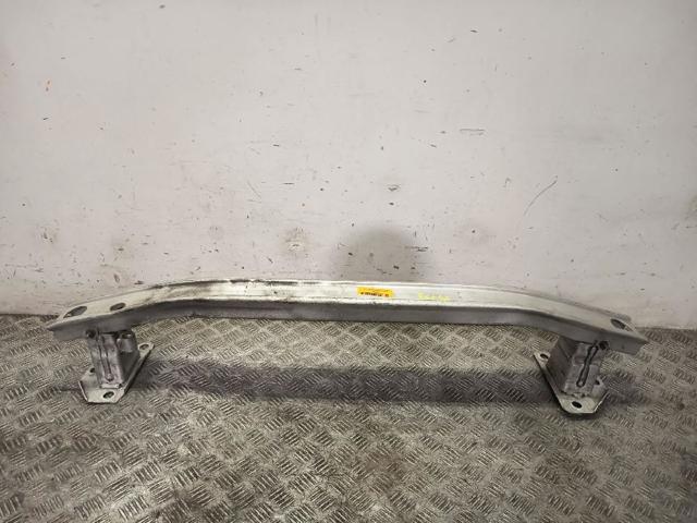 Wzmocnienie zderzaka przedniego 8200834849 RENAULT