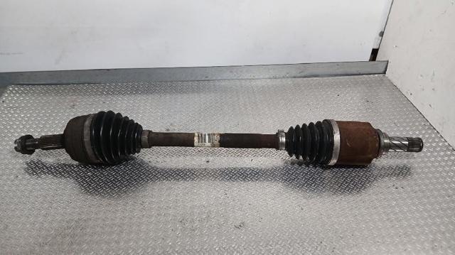 Półoś napędowa przednia lewa 8200847584 RENAULT