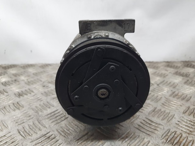 Sprężarka klimatyzacji 8200848916B NISSAN