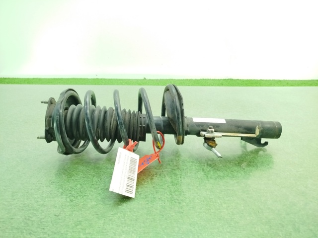 Amortyzator przedni 8200851838 RENAULT