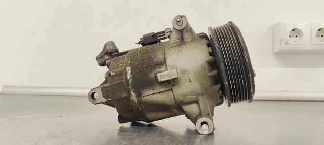 Sprężarka klimatyzacji 8200855146 RENAULT