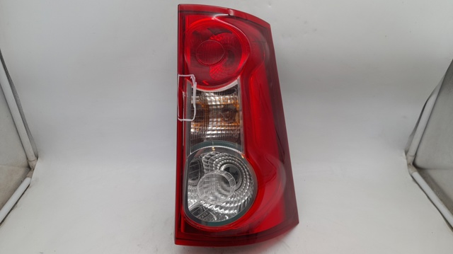Lampa zespolona tylna prawa 8200864610 RENAULT