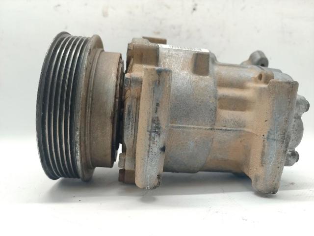 Sprężarka klimatyzacji 8200866436 RENAULT
