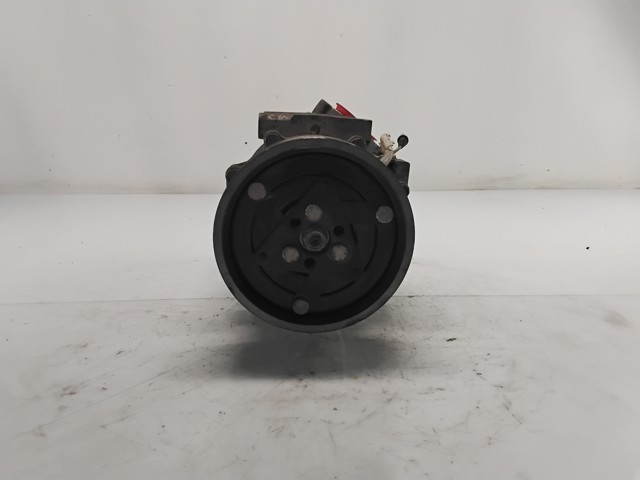 Sprężarka klimatyzacji 8200866440 RENAULT