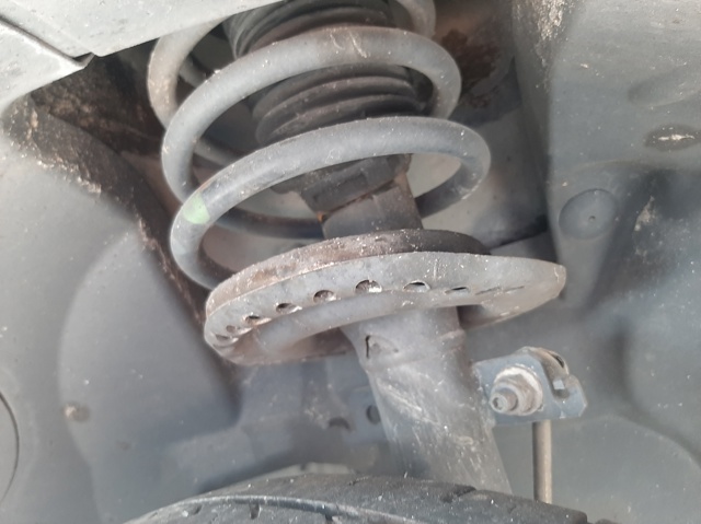 Amortyzator przedni 8200868516 RENAULT