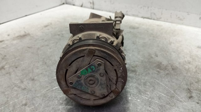 Sprężarka klimatyzacji 8200869742A RENAULT