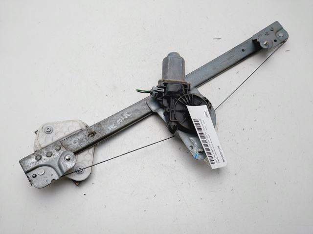 Mechanizm podnoszenia szyby drzwi przednich lewych 8200901099 RENAULT