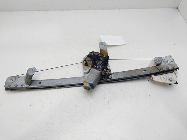 Mechanizm podnoszenia szyby drzwi przednich lewych 8200901099 RENAULT