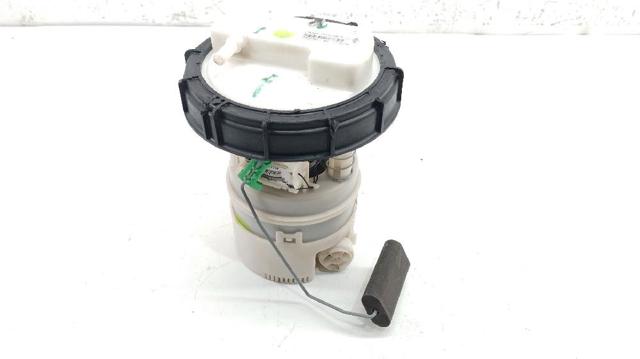Moduł pompy paliwowej z czujnikiem poziomu paliwa 8200903683 RENAULT