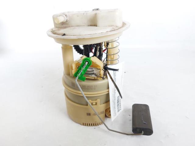 Moduł pompy paliwowej z czujnikiem poziomu paliwa 8200903683 RENAULT