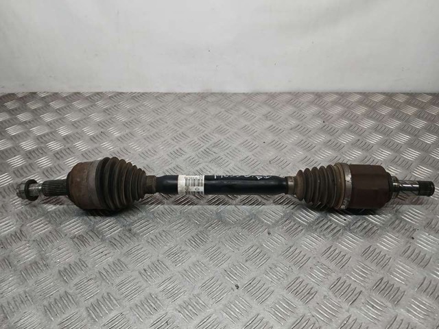 Półoś napędowa przednia lewa 8200934676 RENAULT